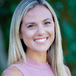 Headshot2021 Jenn Sinrich
