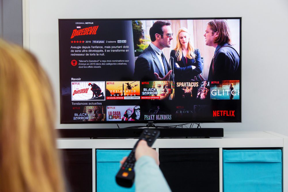 remote control pointed at tv