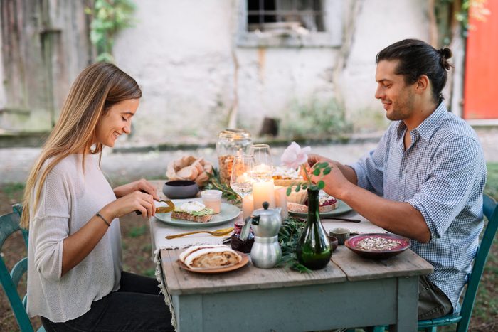 couple having a romantic date night outside