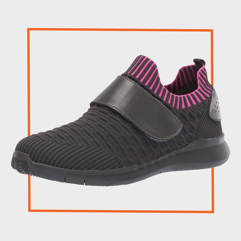 Propét Womens TravelBound Strap Sneaker