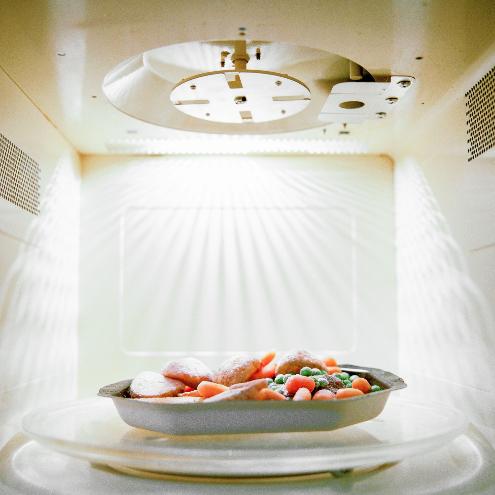 Are Microwaves Bad for You? Here’s What Expert Doctors Say