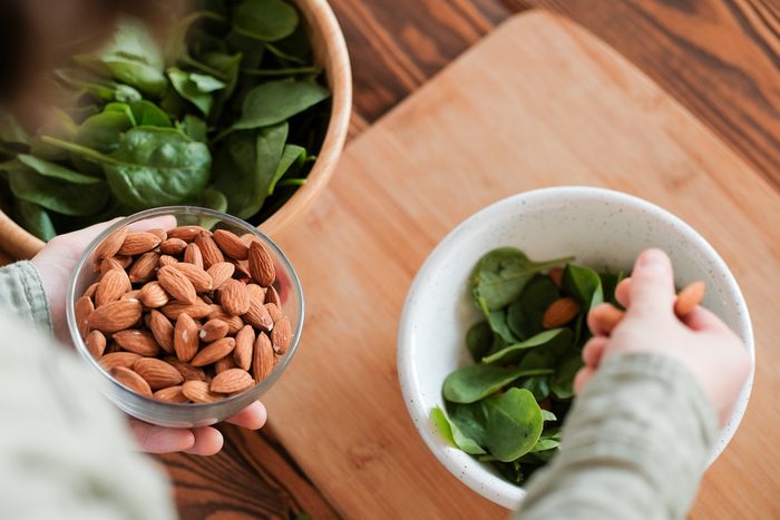 11 Benefits Of Spinach That Will Convince You To Eat More Leafy Greens Gettyimages 1180392824