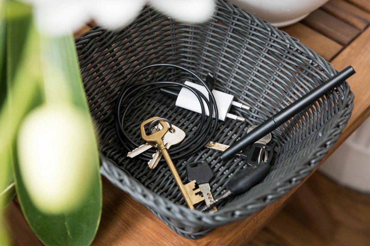 Keys Phone Charger Pen In A Trinket Bowl